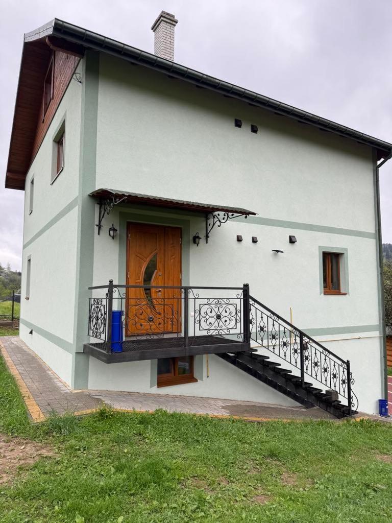 Золота Рибка Villa Slavske Buitenkant foto